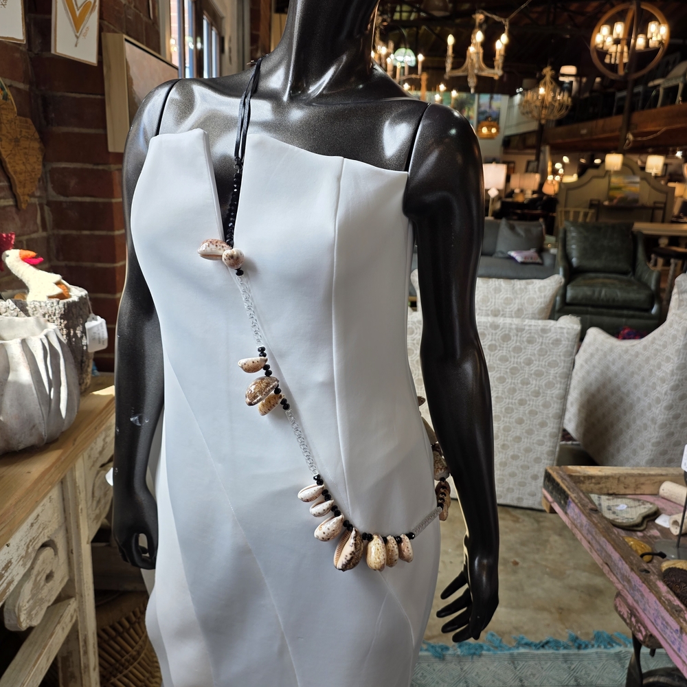 ✨Vintage Cowrie Shell, Crystals, Acrylic Spirals Statement Necklace W/ Leather✨️